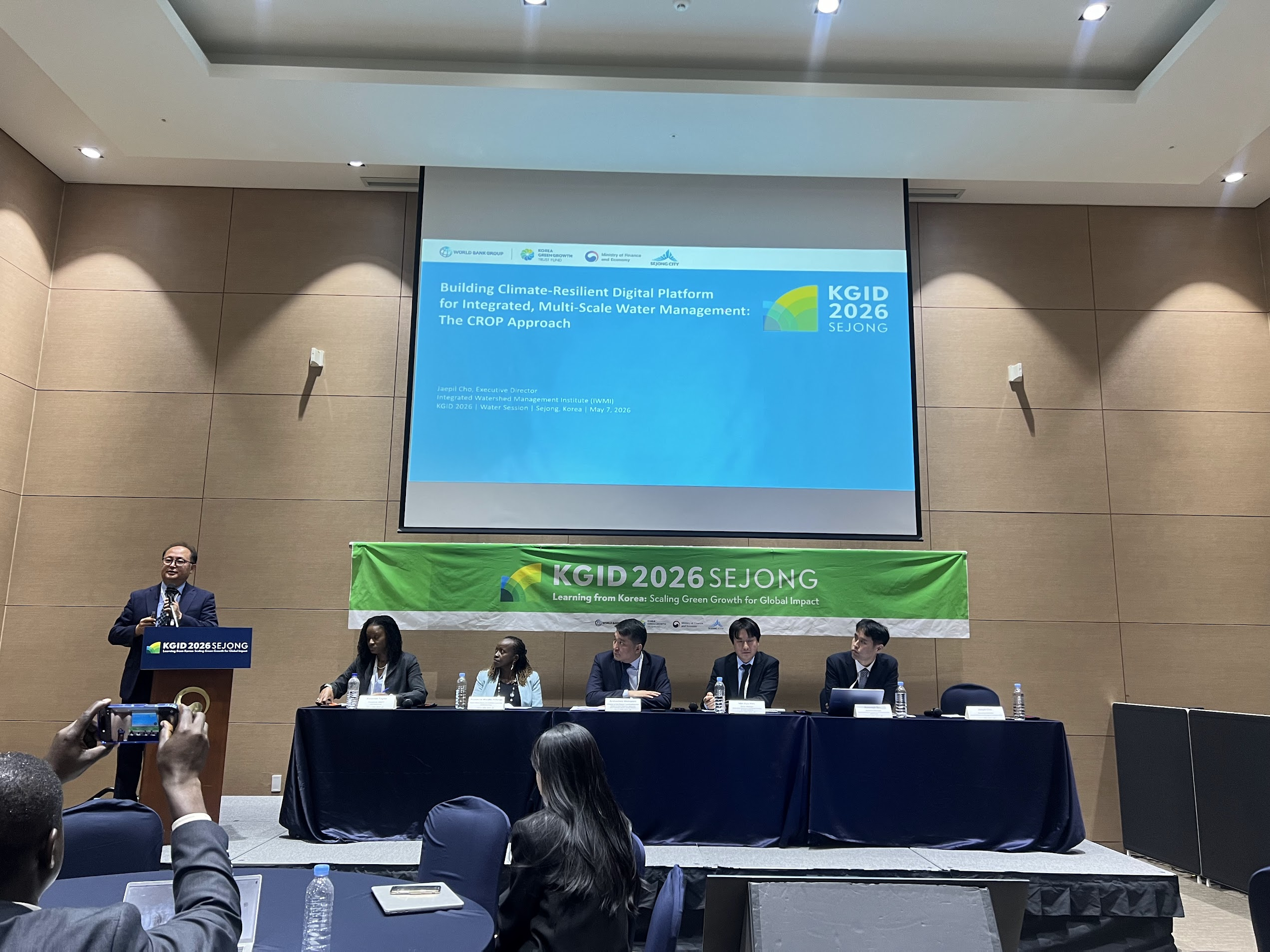IWMI shares the CROP Approach at World Bank KGGTF KGID 2026